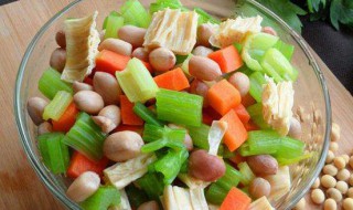 花生芹菜胡萝卜怎样凉拌 你学会了吗