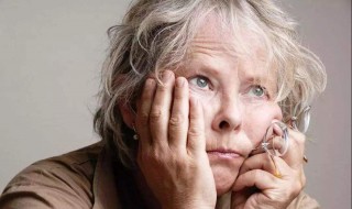 脾虚人喝了冰水之后会出现什么症状 脾虚应该怎么饮食