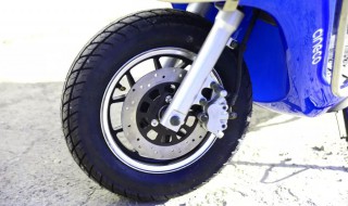 摩托车减震怎么调软硬 摩托车减震器软硬度调整办法