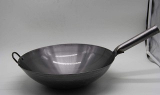 铸铁锅和精铁锅哪个好 家庭常用选这个