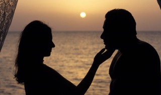 如何制服花心男 以下几点做到你就赢了