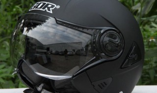 半盔和全盔哪个好 有什么区别吗？