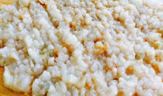 东北关姐虾滑小米粥家常做法 家人特别喜欢吃，一口一个，健康又营养