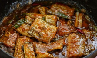 红烧带鱼怎么煎不粘锅 教你做出美味红烧带鱼