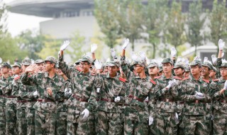 军训标语 军训条幅标语