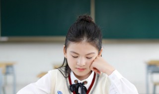 人生得意须尽欢的下一句是什么 这句话出自哪里