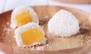 芒果椰丝奶冻如何做 芒果椰丝奶冻的做法