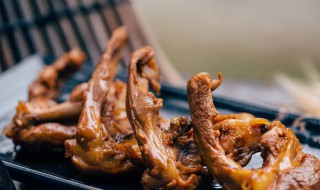 鸭架怎么做好吃 卤鸭架最经典