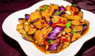 红烧茄子怎么做好吃又简单 好吃又简单的红烧茄子的做法