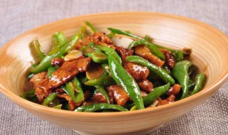 没有淀粉怎样做辣椒炒肉 没有淀粉做辣椒炒肉的方法