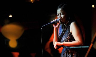 有关唱歌的小技巧 歌唱的姿势很重要