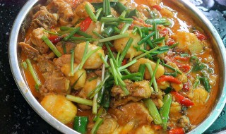 芋儿鸡的家常做法重庆 正宗芋儿鸡做法如下