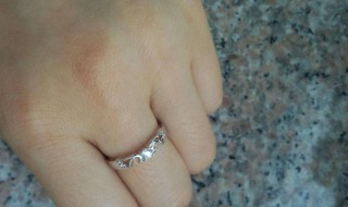 戒指中指代表什么意思 戴戒指有什么说法