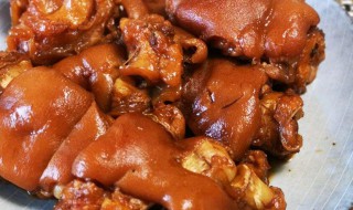 卤猪蹄怎么做 需要用到酱油吗