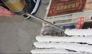 墙上发泡胶怎么处理掉 墙上发泡胶怎么清洗
