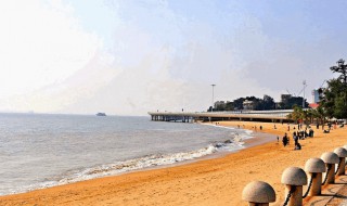 去沙滩玩的简单的说说 去沙滩玩的简单的说说推荐