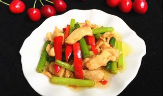 鸡胸肉炒蒜苔如何做 鸡胸肉炒蒜苔的做法