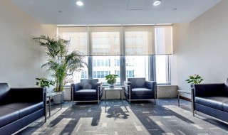 擦玻璃小技巧 教你用一秘招擦完的玻璃光亮如新