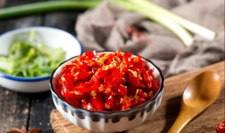 剁辣椒怎么做 剁椒家庭自制方法分享