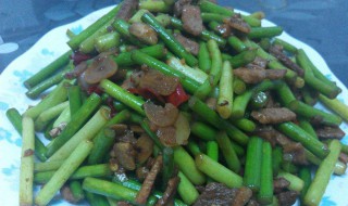 蒜苔炒肝怎么做 需要什么材料呢