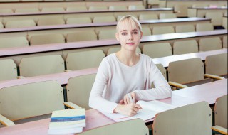 诸葛亮的一生简介 关于诸葛亮的生平简介