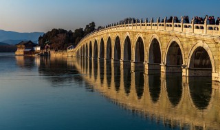 颐和园十七孔桥简介 颐和园十七孔桥资料介绍