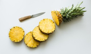 菠萝和啤酒能一起吃吗 能不能一起吃菠萝和啤酒