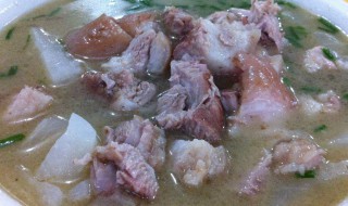 猪蹄膀怎么炖好吃 美味的炖猪蹄膀汤做法