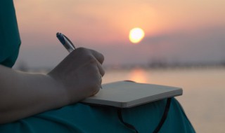 作者章虹简介 作者章虹个人简介