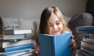 吃着碗里看着锅里什么意思 吃着碗里看着锅出处