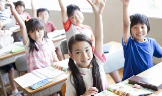 青春作伴好还乡的青春是什么意思 青春在这句话中的解释