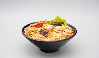 过桥米线是哪个地方的小吃 过桥米线是哪里的小吃