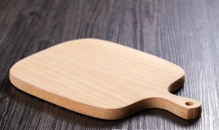 怎样挑选实木圆砧板 如何选购一块好的实木菜板