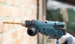 怎样改手枪钻正反转 电钻怎么改成正反转