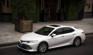 凯美瑞2.0动力够用吗 2.0L凯美瑞动力够不够用