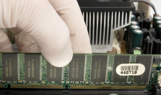 内存条插4根和2根区别 内存条插4根2g的和插2根4g的有区别吗