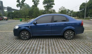 雪佛兰乐风09高位款刹车灯泡更换方法 名师指点