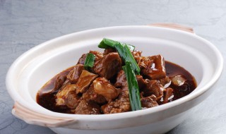 烧牛腩的家常做法 快来学习一下