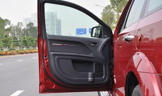 门把手和白线的距离 以及停车的注意事项