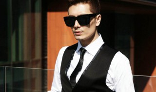 黑色马甲配什么颜色内搭 请看回答