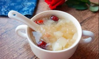 雪梨银耳汤用料比例是多少 请看回答