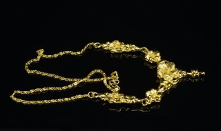 金项链变黑怎么清洗 这些方法很好用