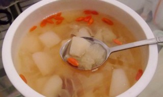 松贝贝每炖雪梨止咳好吗 专家是这样说的