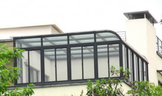 如何装饰阳光房排水管 打扮一下