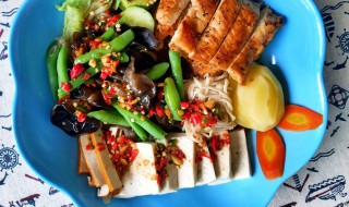 鸡胸能配哪些菜一起炒 快来学学吧