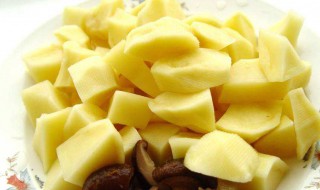土豆切块怎么切？请见步骤说明