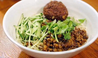 清炖排骨放什炸酱面么调料 了解一下