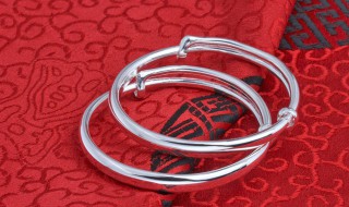 银子发黑是什么原因 为什么银子会发黑