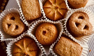 烤饼干怎么保存不软 如何保存烤饼干