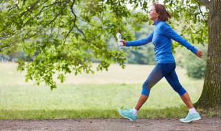 走路怎么正确发力 正确的走路姿势发力点